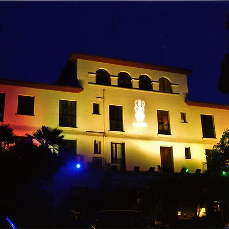 Hotel El Castell Sant Boi de Llobregat Luaran gambar