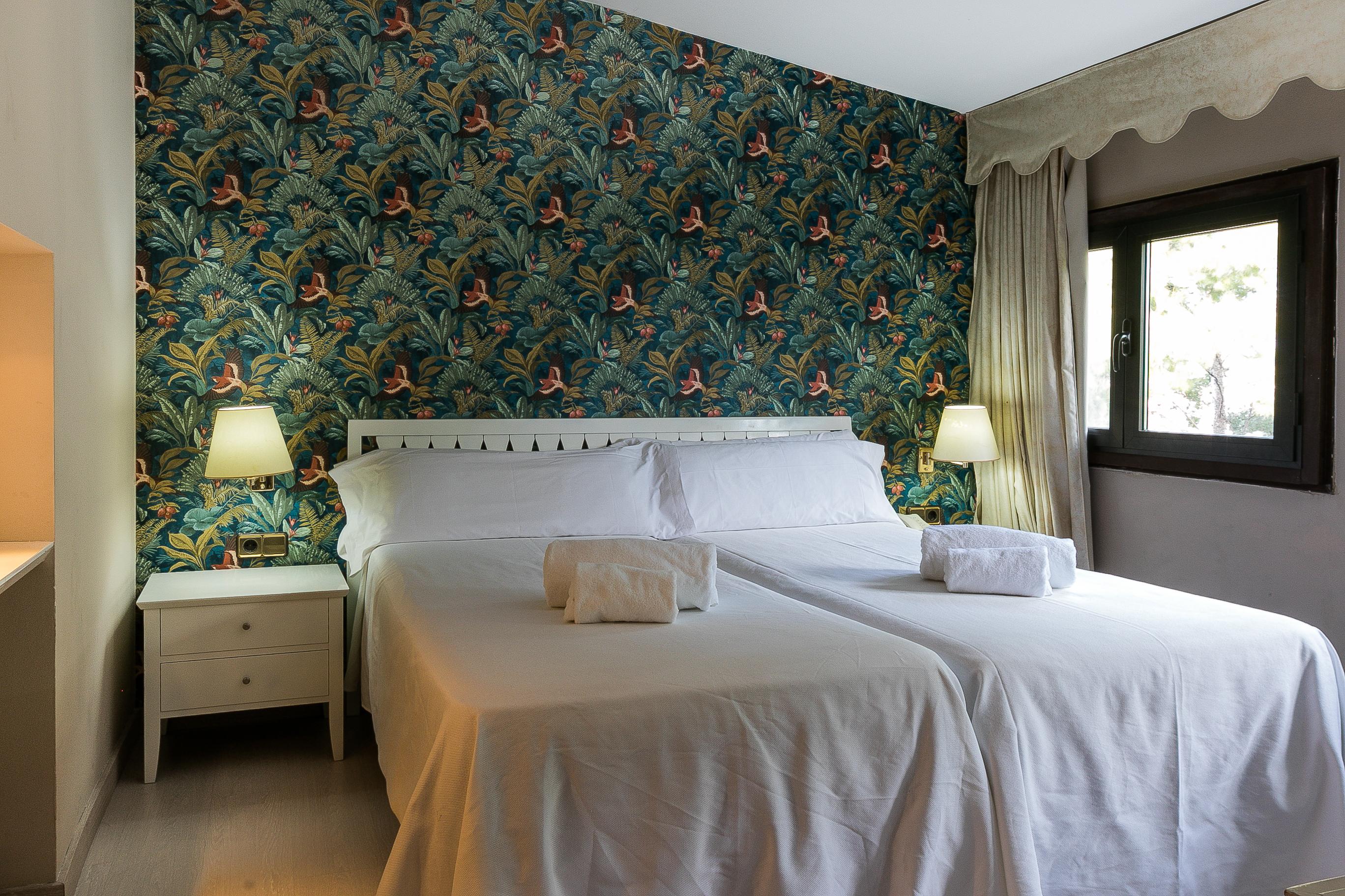 Hotel El Castell Sant Boi de Llobregat Luaran gambar