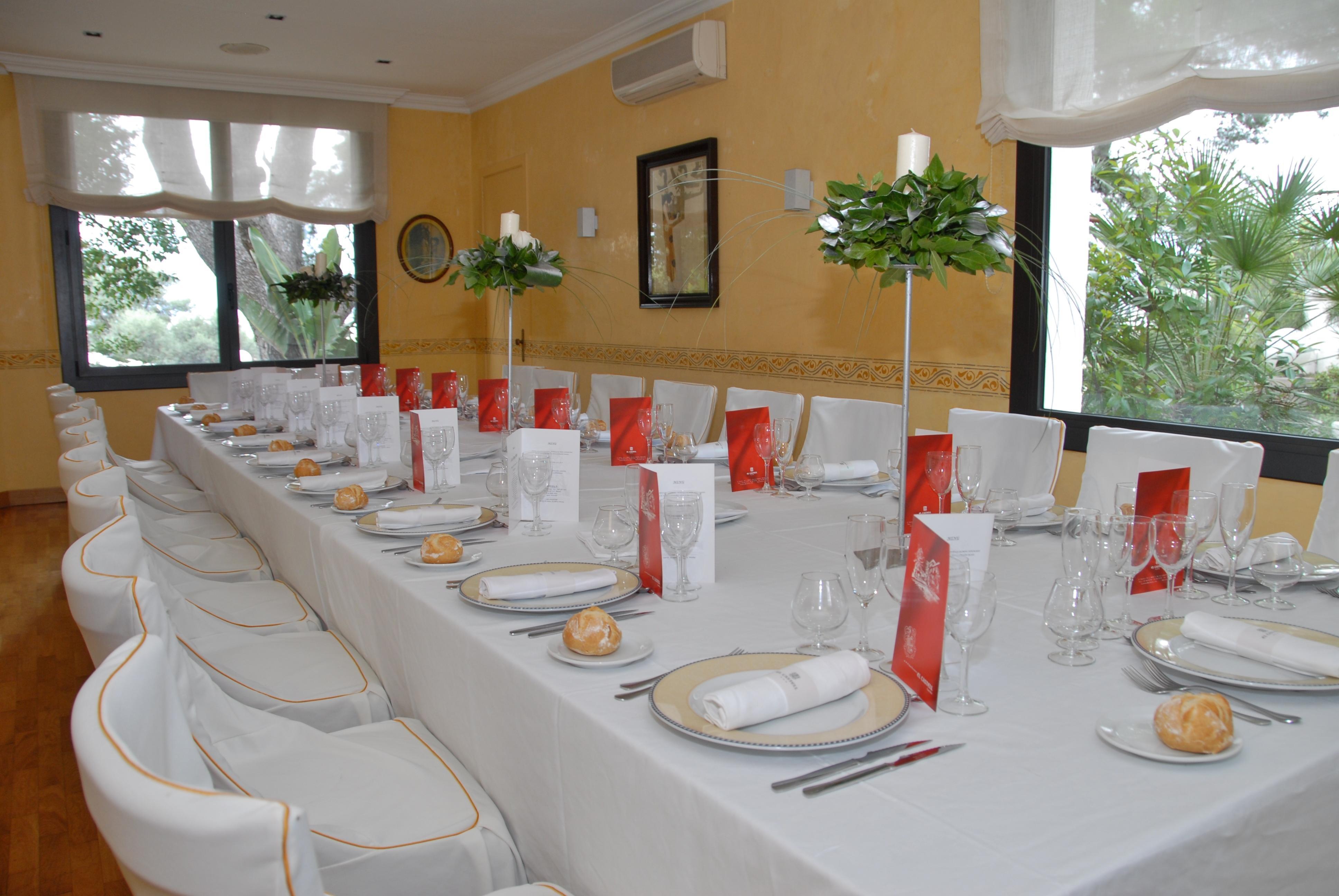 Hotel El Castell Sant Boi de Llobregat Luaran gambar